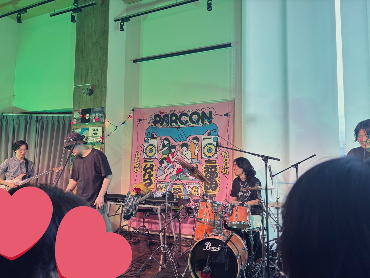 DPI4mF6SHf5033's tweet photo. DSDCさんを呼んでくれて
ありがとうございました😭
最後に一曲追加もしてくださり
物販も最後の最後まで待ってくださり
愛しか感じなかった❤️‍🔥最高❤️‍🔥
 #PARCON  ありがとうございました！
来年もぜひDSDC再結成の機会を
お願いします🥹🥹🥹🥹🥹🫶
#PARCOM 明日も盛り上がりますように✨ https://t.co/g9tXOcwMSb