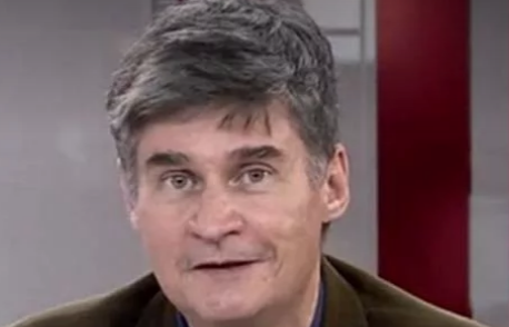 Quero que a Jovem Pan se foda com esse jumento mentiroso no noticiário!