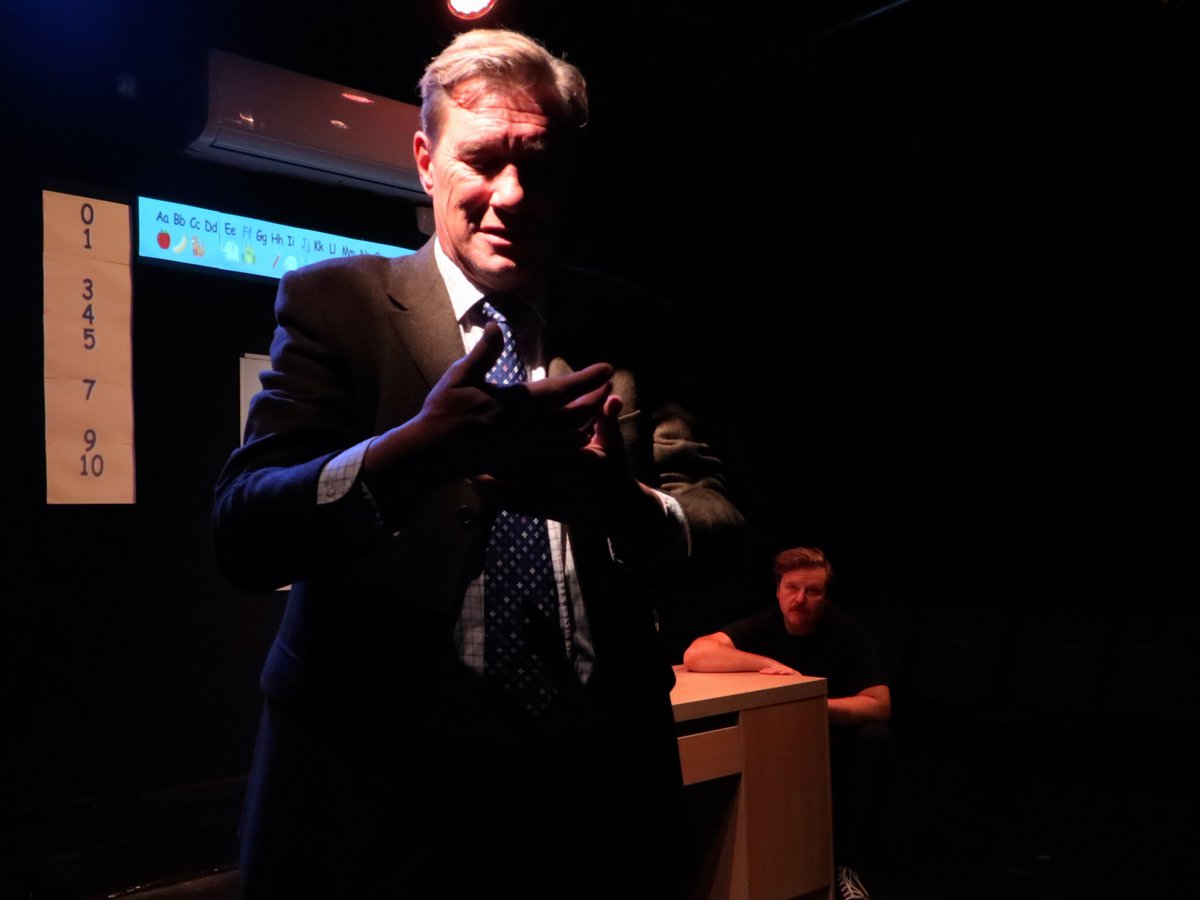 pubtheatres1's tweet image. #StandingOvationNom

MASTERCLASS by Tim Connery, directed by Luke Adamson @PengeTheatre  23 September – 4 October 2025  

Two hander which stands out for the quality of writing with both actors doing  a strong job, playing adeptly off each other.   

View londonpubtheatres.com/standing-ovati…