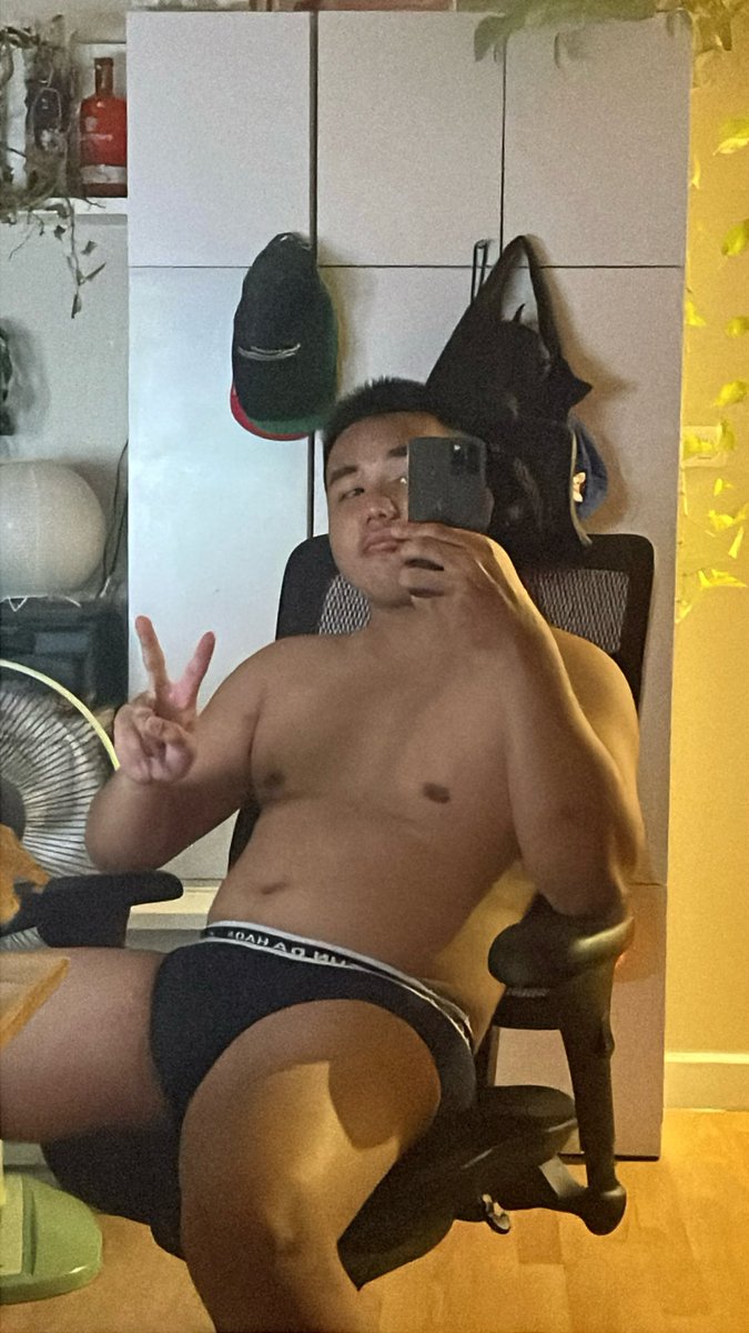 Pyra_xoxo tweet media