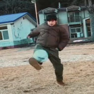 รันจุอย่าเตะพี่นะ