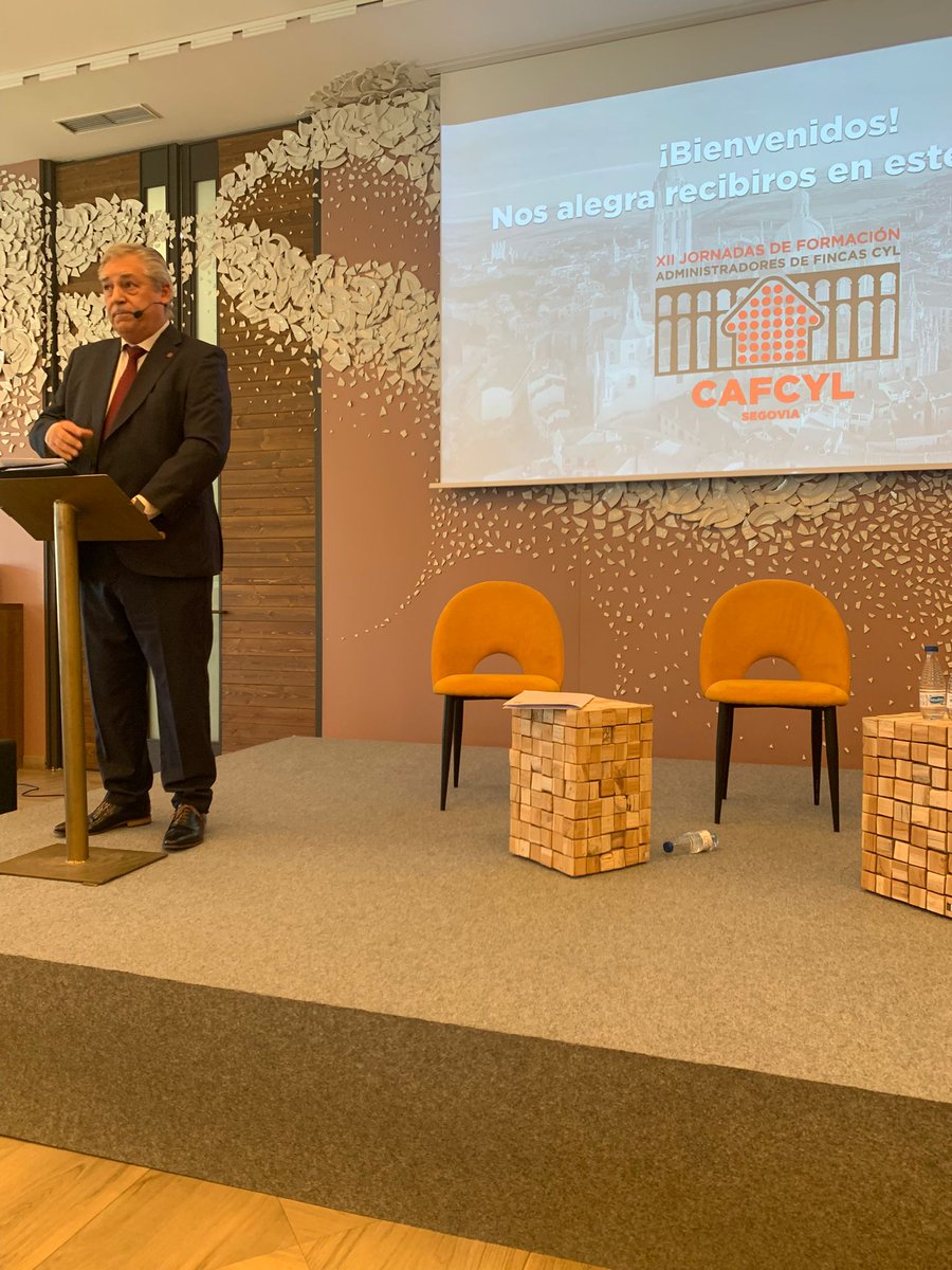 CAFMadrid's tweet photo. El @CAFMadrid, presente en las XII Jornadas de Formación de Administradores de Fincas CYL en #Segovia
La formación es un grado y una oportunidad para seguir creciendo profesionalmente #AFColegiados https://t.co/H1wSxwPY6d