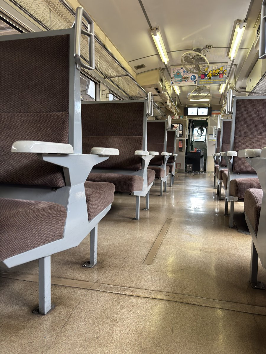 _monogatari__'s tweet image. ざつ旅9巻  #ざつ旅