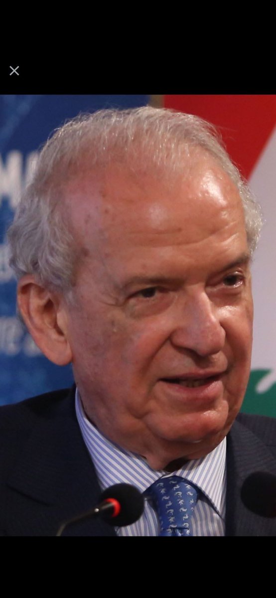 هذا الواطي كان شاعر ال الأسد وأكثر متزلف لهم