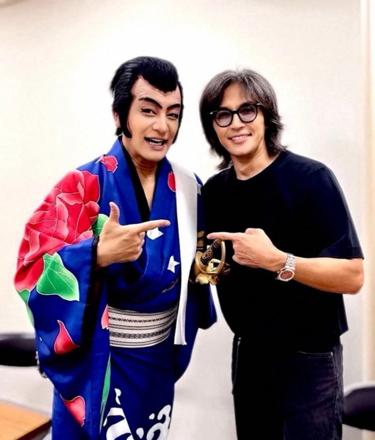 Breakthrough_69's tweet photo. B’zの稲葉さんはオーデマピゲのロイヤルオークジャンボエクストラシンをつけている❗

稲葉さんがつけているので、真剣に購入しようか悩んでいる❗

#Bz #稲葉浩志 #オーデマピゲ #ロイヤルオーク #ap https://t.co/uxNKRexRX3