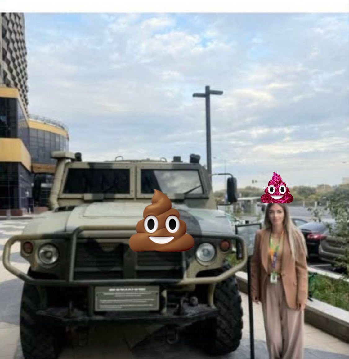 Nohybaj's tweet image. Neo-nacista Leo Lauko, či aká kolaborantská 3,14-ča to je 🤷🏻‍♂️ Vás pozdravuje z ruSSka. 🤡 #nohybaj #odkladtu #kolaborant