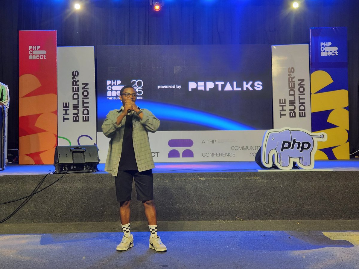 PhpTalks's tweet image. The stage is set for PHPCONNECT’25 🔥🔥

Our amazing host Chris Eminence is back with the swag, pomp and flair

Y&apos;all can rate his drip from 1-10 🤣

#PHPCONNECT25 #PHPCONNECT #buildersedition #PHPCONNECTuyo