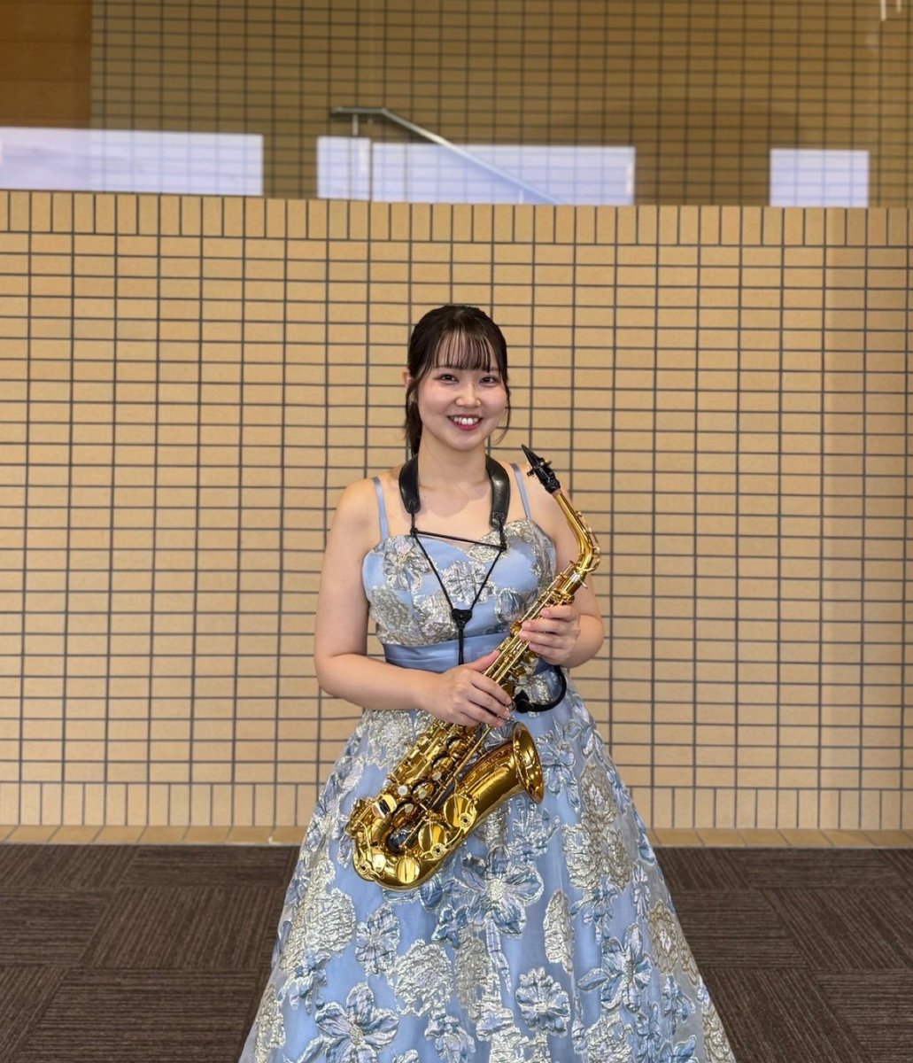 MotonaOfficial's tweet photo. FINE ARTS CONCERT ’25 〜オーケストラと共に〜
ソリストとして出演いたしました🎷✨

地元・奈良でコンチェルトを演奏できたこと、本当に幸せでした。
温かい拍手、共演者の音楽、すべてが一生の思い出です。

お越しくださった皆さま、関係者の皆さまに心より感謝申し上げます😌 https://t.co/LWCX4y1O0B