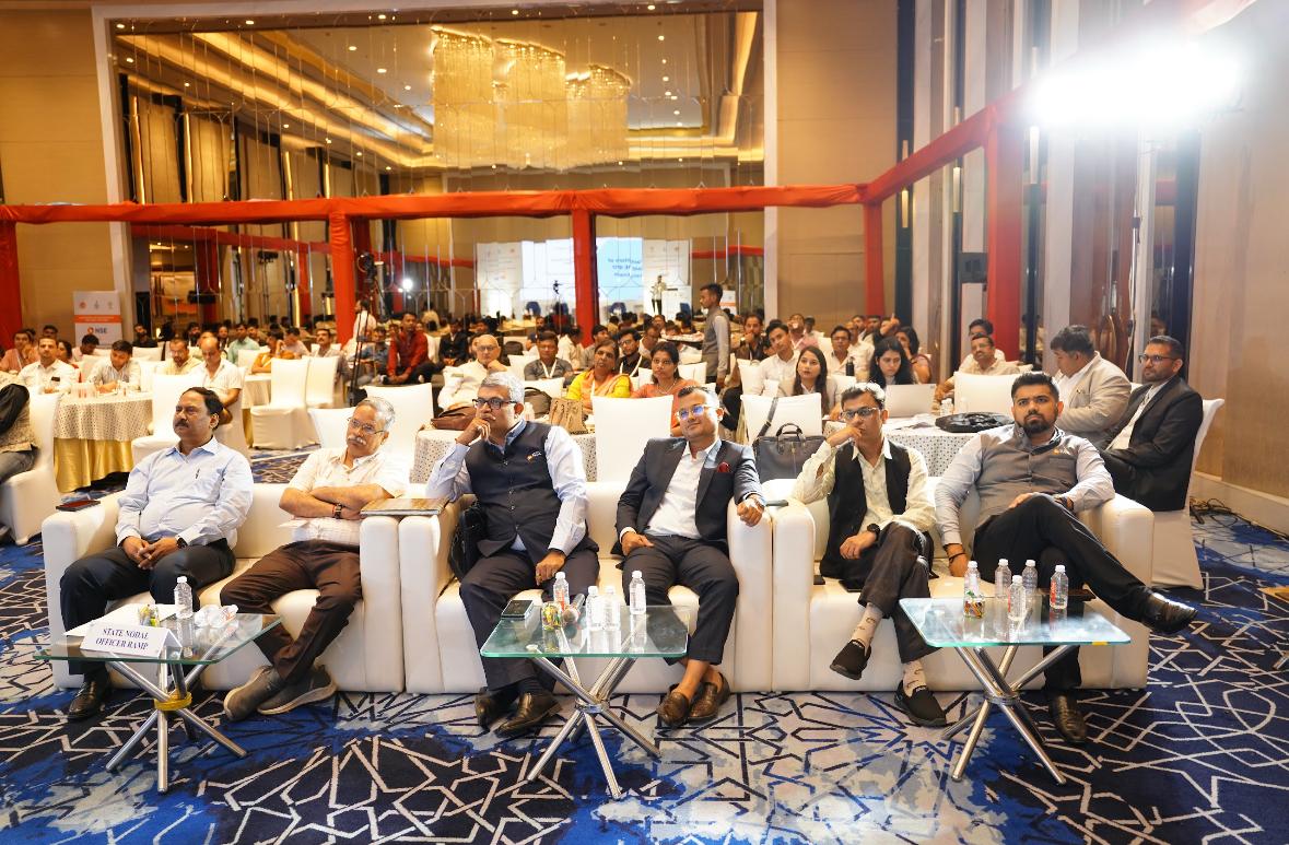 minmpmsme's tweet image. A successful workshop on #IPO opportunities was conducted in collaboration with #NSE at Courtyard by Marriott, Bhopal. The session focused on unlocking IPO potential, listing process, benefits of listing, and empowering SME growth. 

@DrMohanYadav51 @ChetanyaKasyap #RAMPMP #GoMP