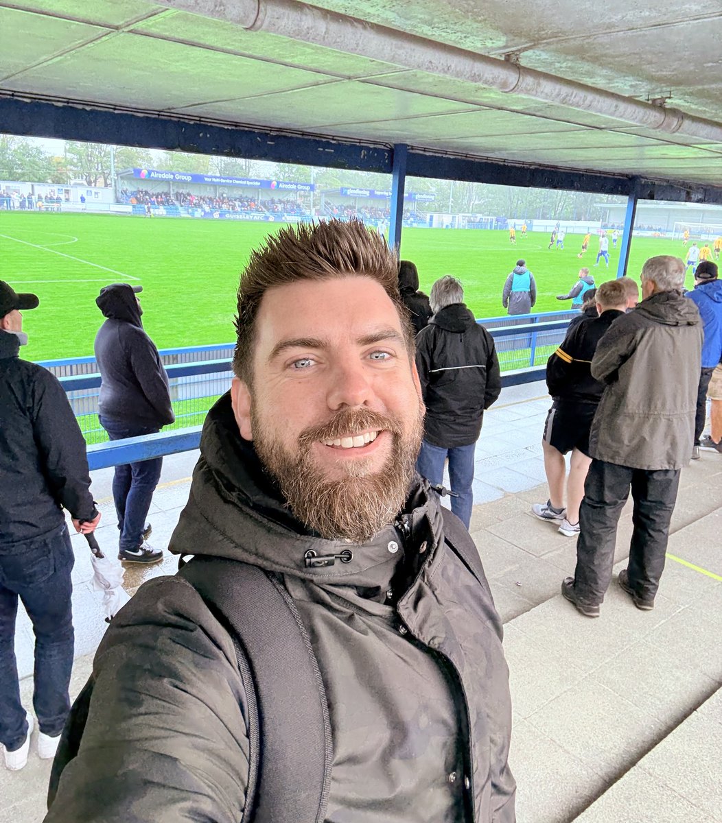 😀 Anyone off to a game today?!?