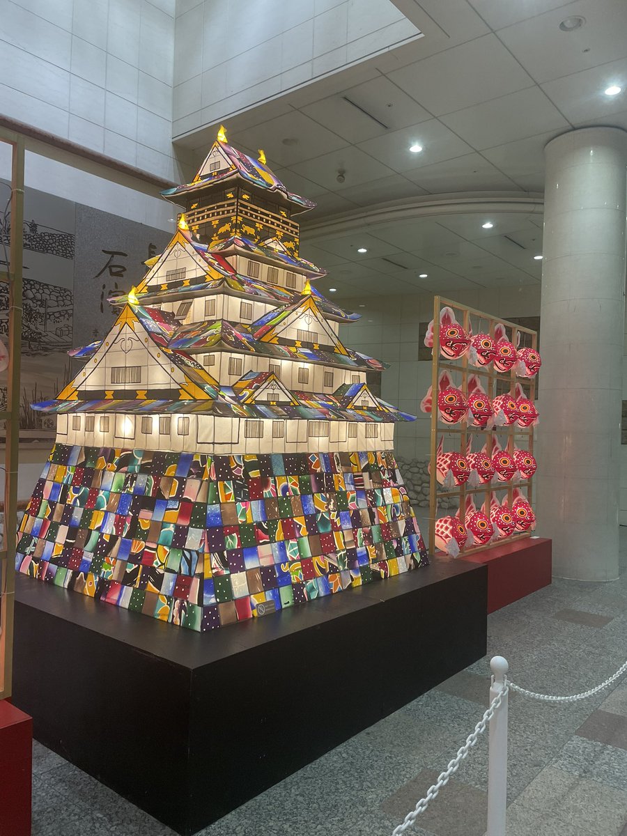 長堀駅に金魚ねぶたが、、
懐かしすぎてエモかった
昔作ってたなぁ