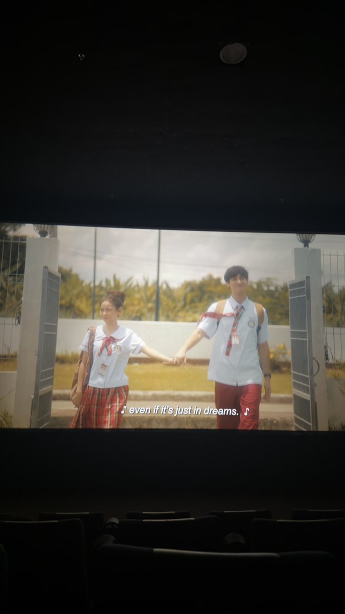 imina_nashy's tweet photo. Not a fan of AshDres but bumped into their movie kasi na stranded kami dito sa ormoc and to kill time, we decided yo watch Minamahal and never expected talaga na it was so good. The chemistry is on another level! Gets ko talaga hype ng AMNSE!!

#AshDres https://t.co/N0IEScnlQ9