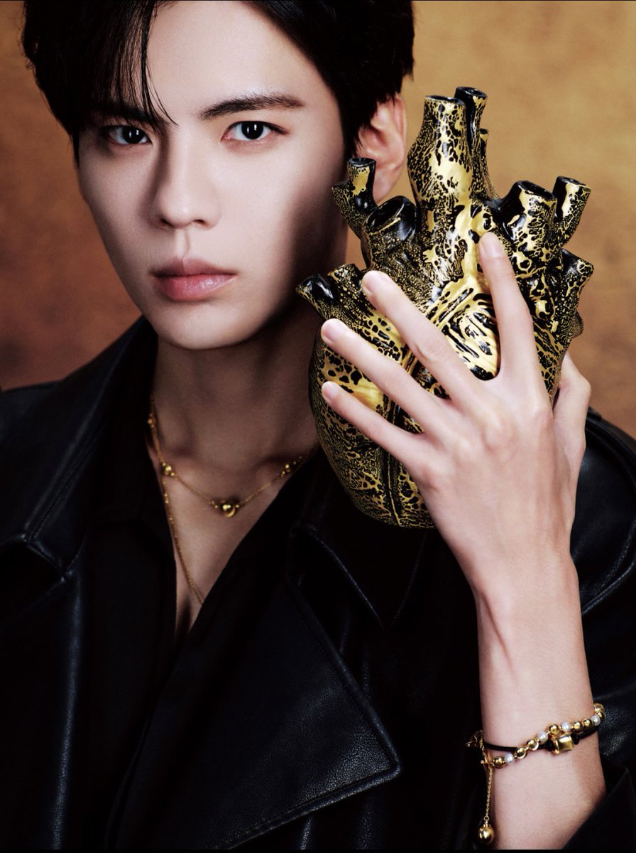 ビー・ウェンジュン 毕雯珺 グッズ 3点セット NoeuK on X: 