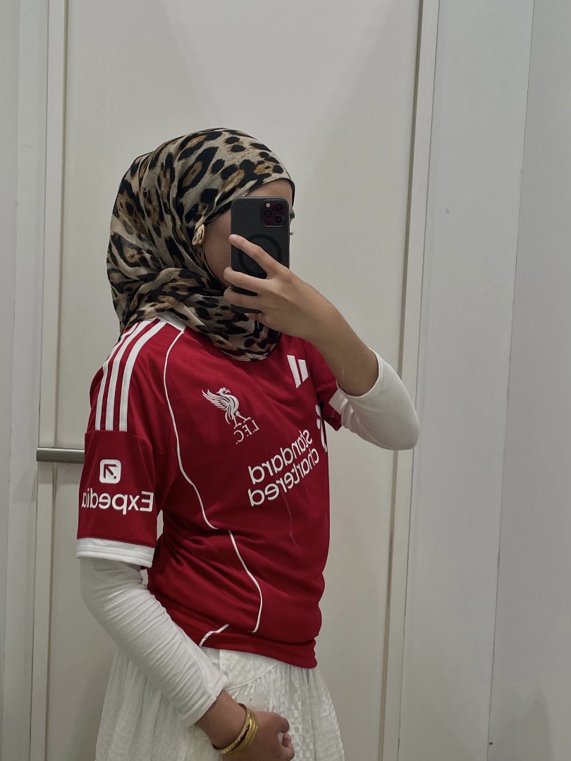 drwnunez's tweet image. 20 and bless 🧚🏻‍♀️