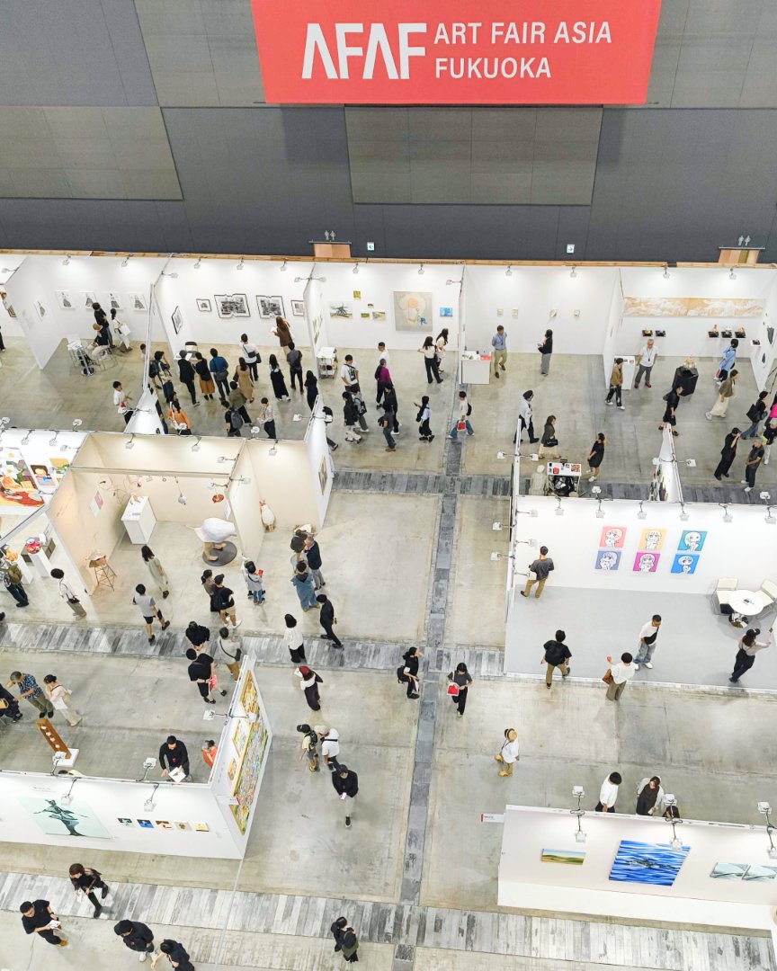 ARTFAIRASIA's tweet photo. 【AFAF2025｜Public View 2日目終了】

昨年を超える多くの皆さまにご来場いただき、会場はアートの祭典さながらの熱気に包まれました✨
AFAF2025も、いよいよ明日が最終日！
最終日は18:00までとなりますので、お気をつけてお越しください。
今すぐ登録👉https://t.co/V4PonGRANR
 #AFAF #アートフェアアジア福岡 #ARTFAIRASIAFUKUOKA #福岡 #現代アート #アートチケット #アートの祭典