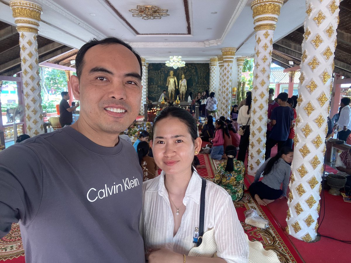 LongVannak2's tweet photo. វត្ត​ហ្លួង​ លោក​តា​ ឃ្លាំង​មឿង​ ពោធិសាត់ https://t.co/m0J5xR8j81