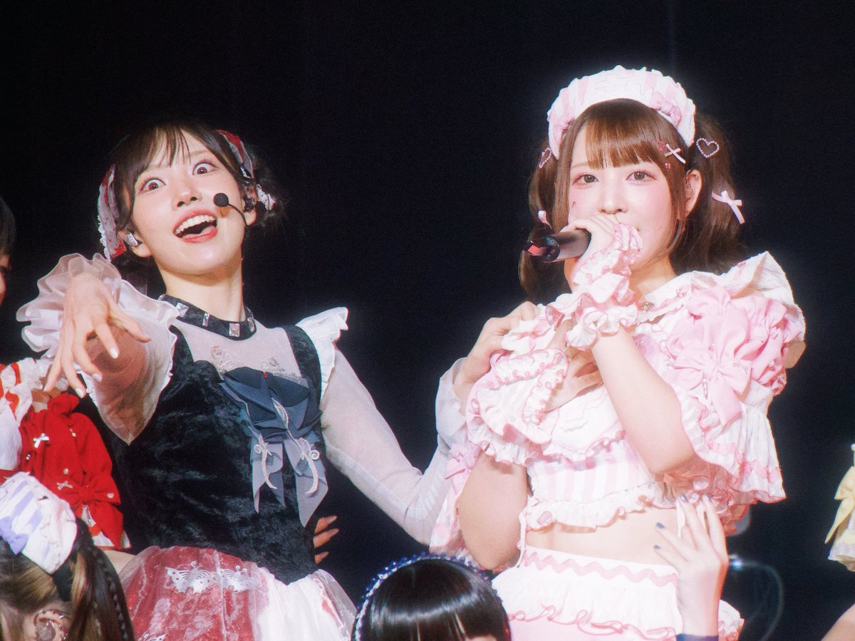 ウワサの表情と肩♡