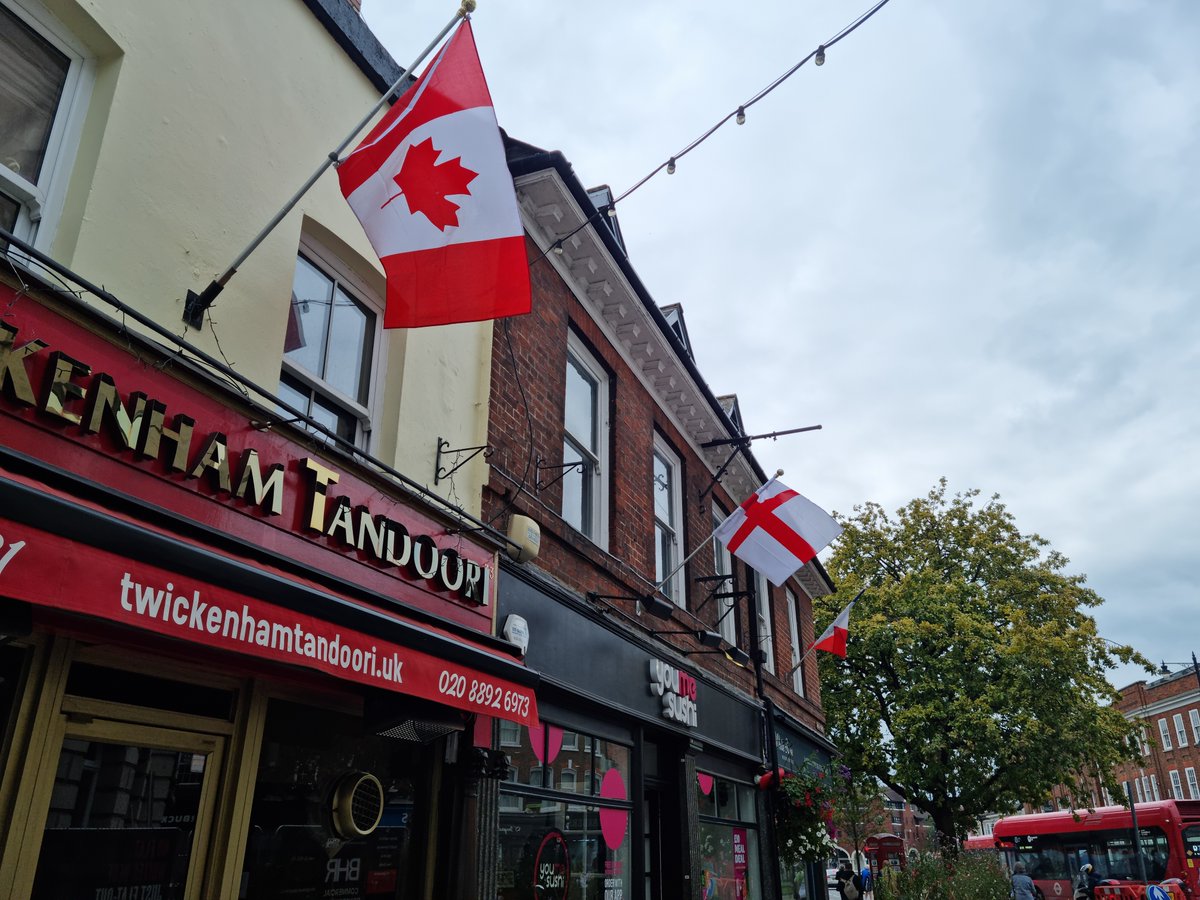 Twickenham is dressed for the occasion 🏉

England take on Canada at the Allianz Stadium here in #LBRuT from 4pm to decide who wins the 2025 Rugby World Cup 🏆

Before that, the Bronze Final kicks off at 12.30pm between New Zealand and France.

COME ON ENGLAND 🏴󠁧󠁢󠁥󠁮󠁧󠁿