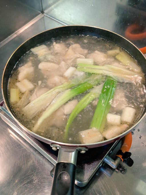 これでインスタントラーメン食べたら美味いんじゃないかと思いつき夜間鶏がら部 