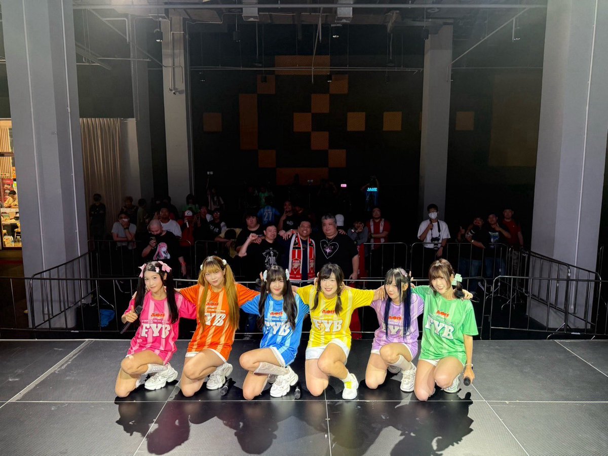 fuyubi_official's tweet image. ขอบคุณที่เชิญพวกเรามาร่วมสนุกในงาน Catsonic vol.7 นะคะ วันนี้พวกเราสนุกมากๆเลยค่ะ ที่สำคัญต้องขอบคุณทุกเสียงเชียร์จากทุกคนด้วยนะคะ ไว้เรามาพบกันอีกน้า⚽️
#fuyubi #fuyunohanabi #ふゆび