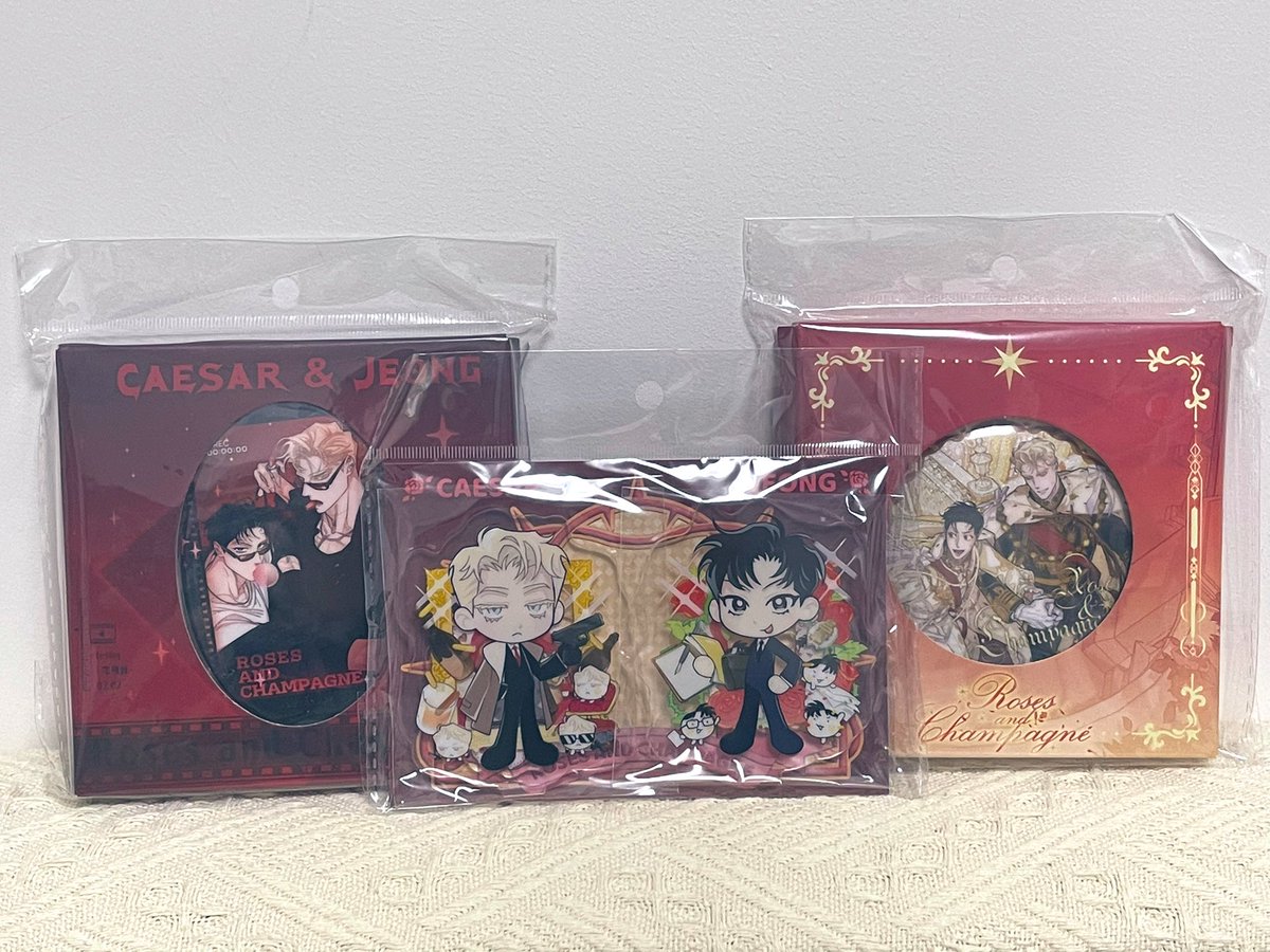 ray77708's tweet photo. #장미와샴페인 终于收到蔷薇与香槟的国谷了。小情侣🥰 https://t.co/BITY278Rwx