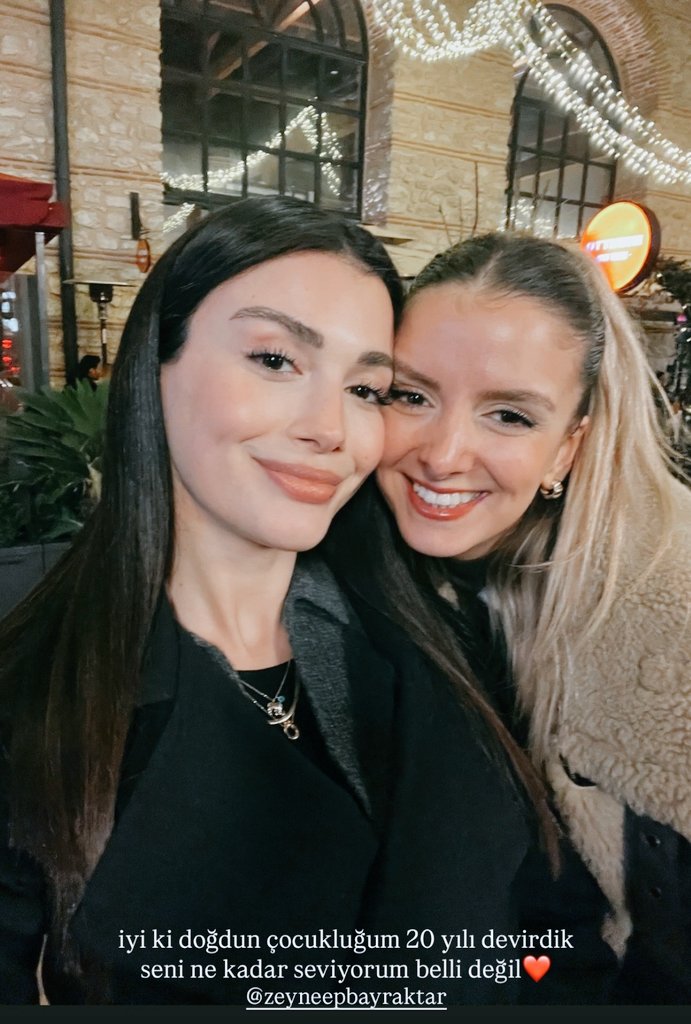 🫶🍯🫂

#ÖzgeYağız ÖzgeYağız