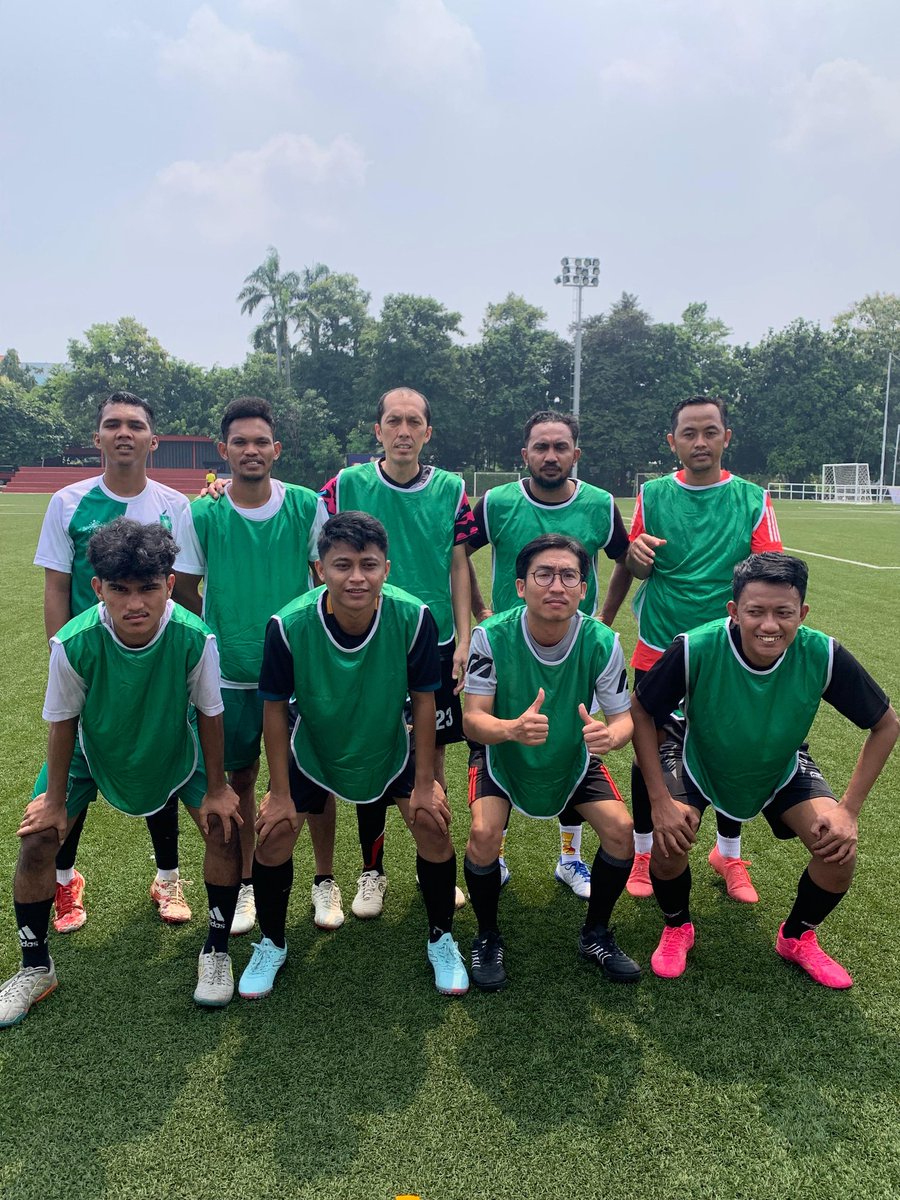 pplpbinu's tweet image. LPBINU turut memeriahkan HUT HFI yang ke 17 dengan mengikuti fun turnamen mini soccer, serta menjadi juri lomba masak nasi goreng di ASIOP Stadium (ASTA), Cempaka Putih, Jakarta, pada Sabtu, 27 September 2025.

#nahdlatululama #lpbinu #hfi #hut17 #humanitarianforumindonesia