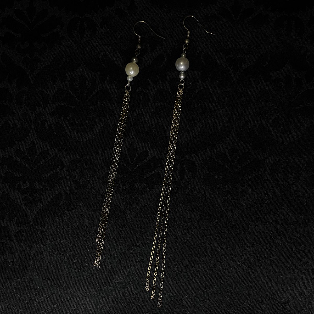 angeling_13's tweet photo. ・TWIN PEARL PIERCE
Item: One of a kind
▪︎YULE OFFICIAL WEB STORE
https://t.co/v7uQcj9Ioh
▪︎OFFICIAL WEBSITE
https://t.co/CSJrv8VNhN
#ANGELING #pierce #earring https://t.co/AYNsthpxnK