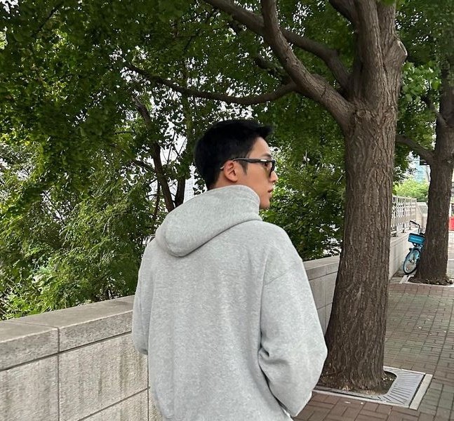 𝐑𝐚𝐲𝐮𝐧𝐠 tweet media