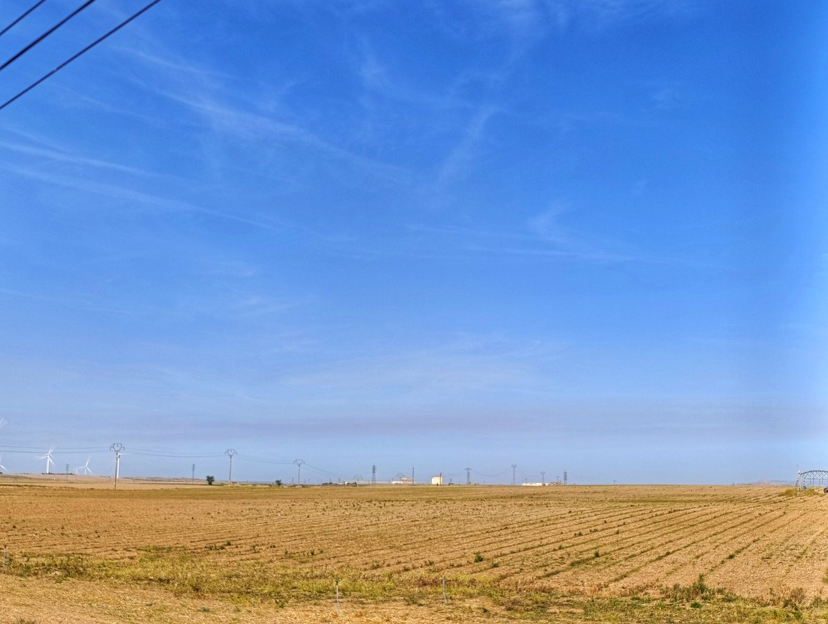 Humo de #IFPeñalbaDeLaSierra desde Gallur ,provincia de #Zaragoza