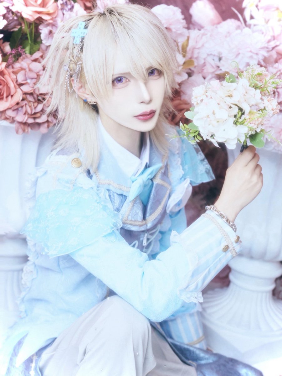 ♱ 8人目新衣装アー写公開 ♱

水色担当 まなと

#Zolpidem #Zlp