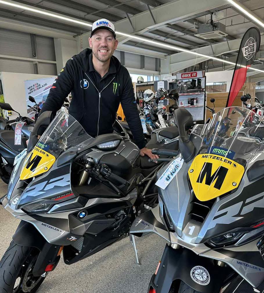 Travelling Marshals tweet media