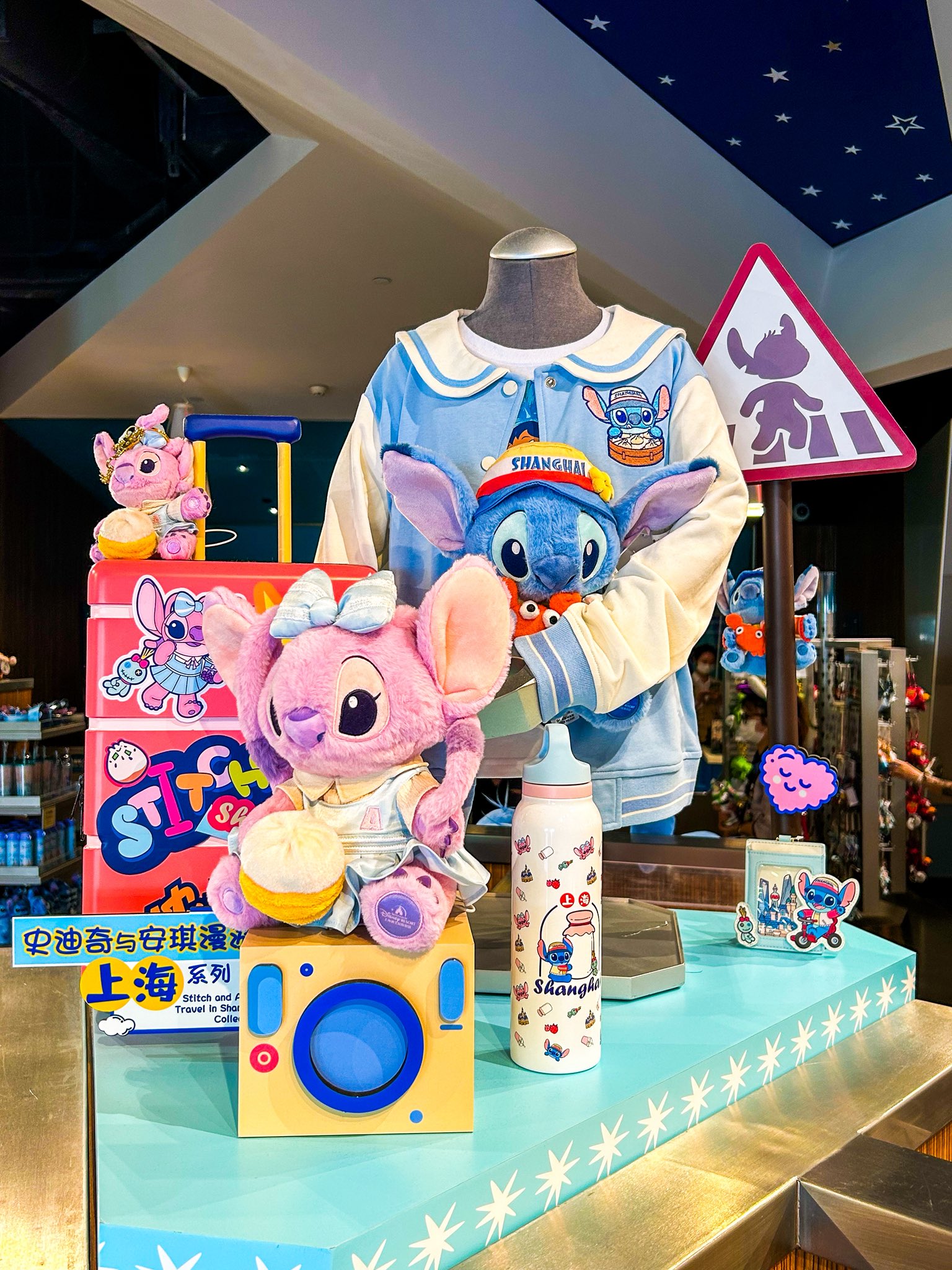 ❤️セール❤️上海ディズニー⭐︎コレクション　スティッチぬいぐるみ5月 STITCH - 【最新☆正規品】スティッチ 2025夏 ぬいぐるみ