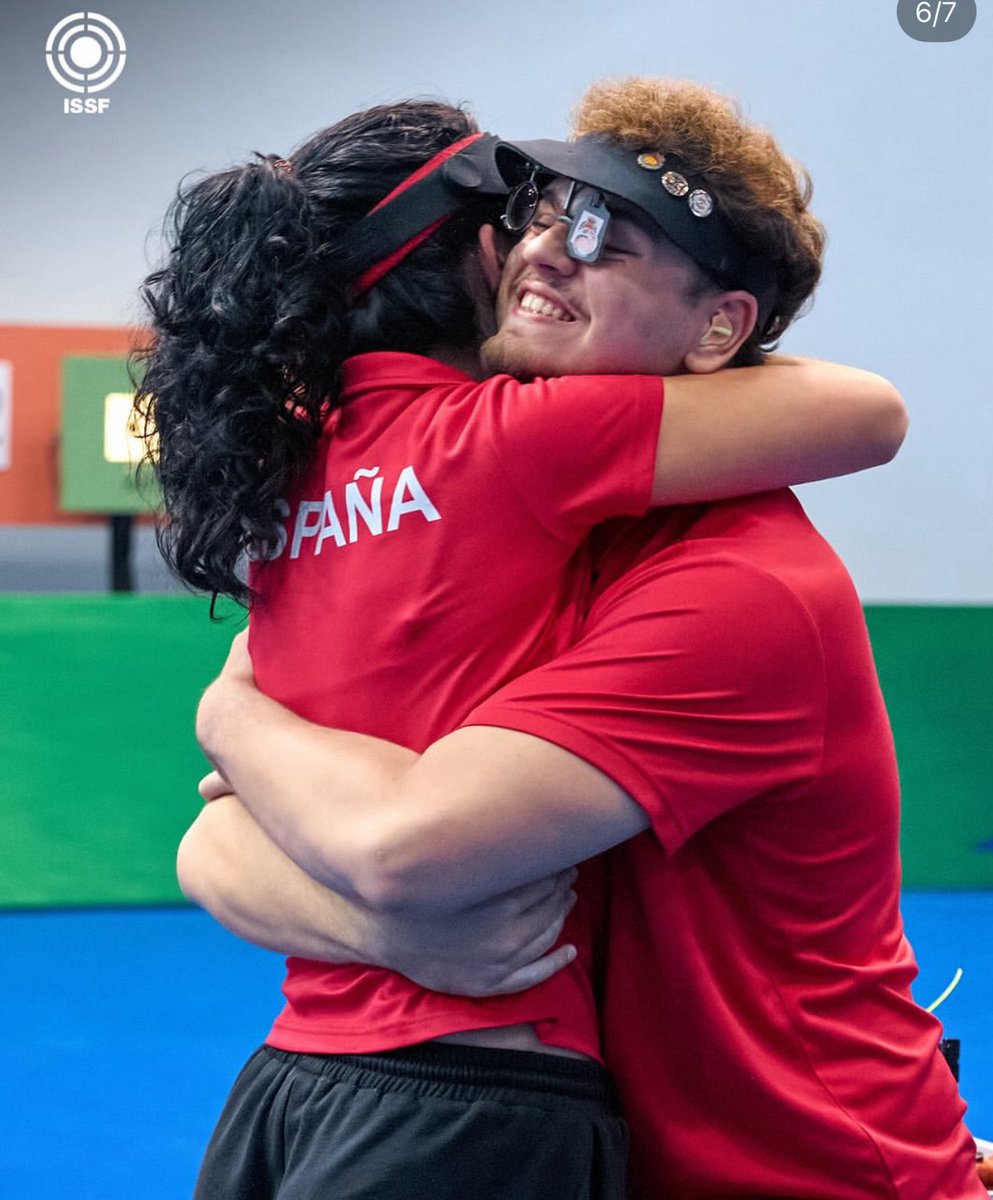 🥉✨ ¡Enhorabuena a nuestro entrenador Sergio Matencio!

Ha conseguido una brillante tercera plaza en la competición internacional celebrada en Nueva Delhi (India).

También queremos felicitar a nuestros deportistas Lucas e Irene. 

💪💪💪
