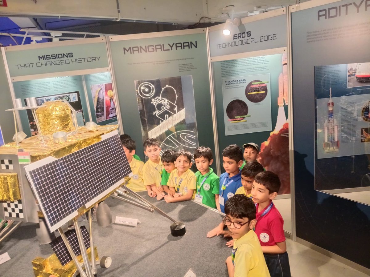 RamanCentre's tweet image. “Little minds, big dreams! 🌟 Students at Raman Science Centre, Nagpur, explored the Gaganyaan exhibition, discovering India’s space journey 🚀✨ Interactive displays and models sparked curiosity &amp;amp; inspired future scientists! #Gaganyaan #SpaceForKids #RamanScienceCentre”