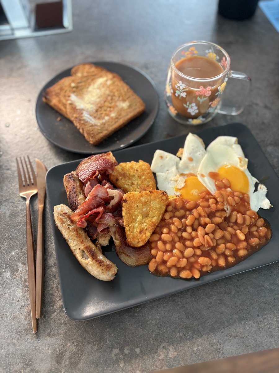 L A U R E N 🫧 tweet media