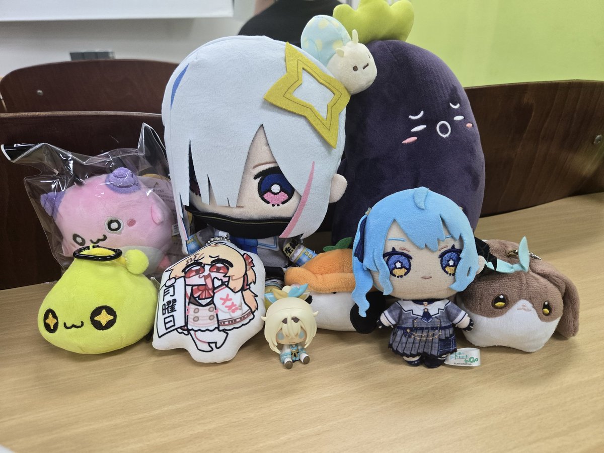 kawaii_ryuzu's tweet image. 센트로이드컵 4등했습니다~~
3등이랑 차이가 넘 커서 아쉽진않네요