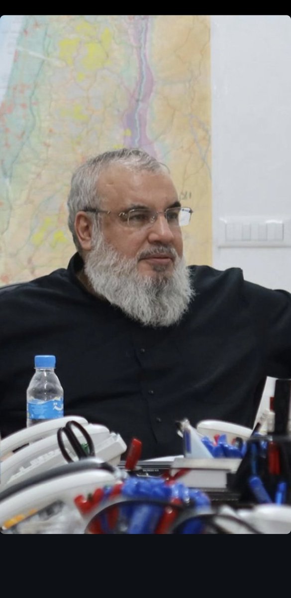 يا نور العيون.يا عشق الروح.يا ابي واخي .نشتاق للقياك كشوقنا للقاء الانبياء والاءمه.نعدك يا حبيبنا أننا لن نبدل تبديلا.السلام عليك يا ابنى فاطمه وحفيد رسول الله.