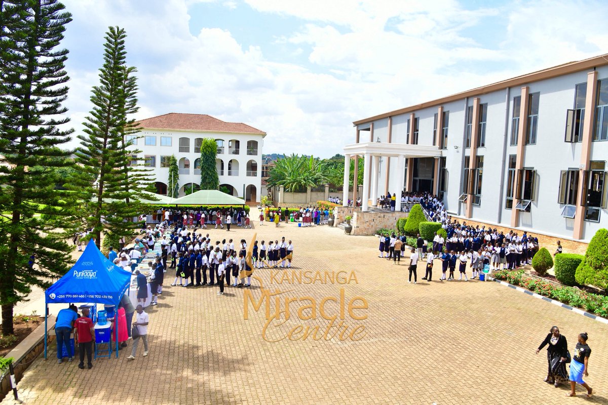 GET REAL CONFERENCE 2025

BOLD AND UNSTOPPABLE 

#kmc