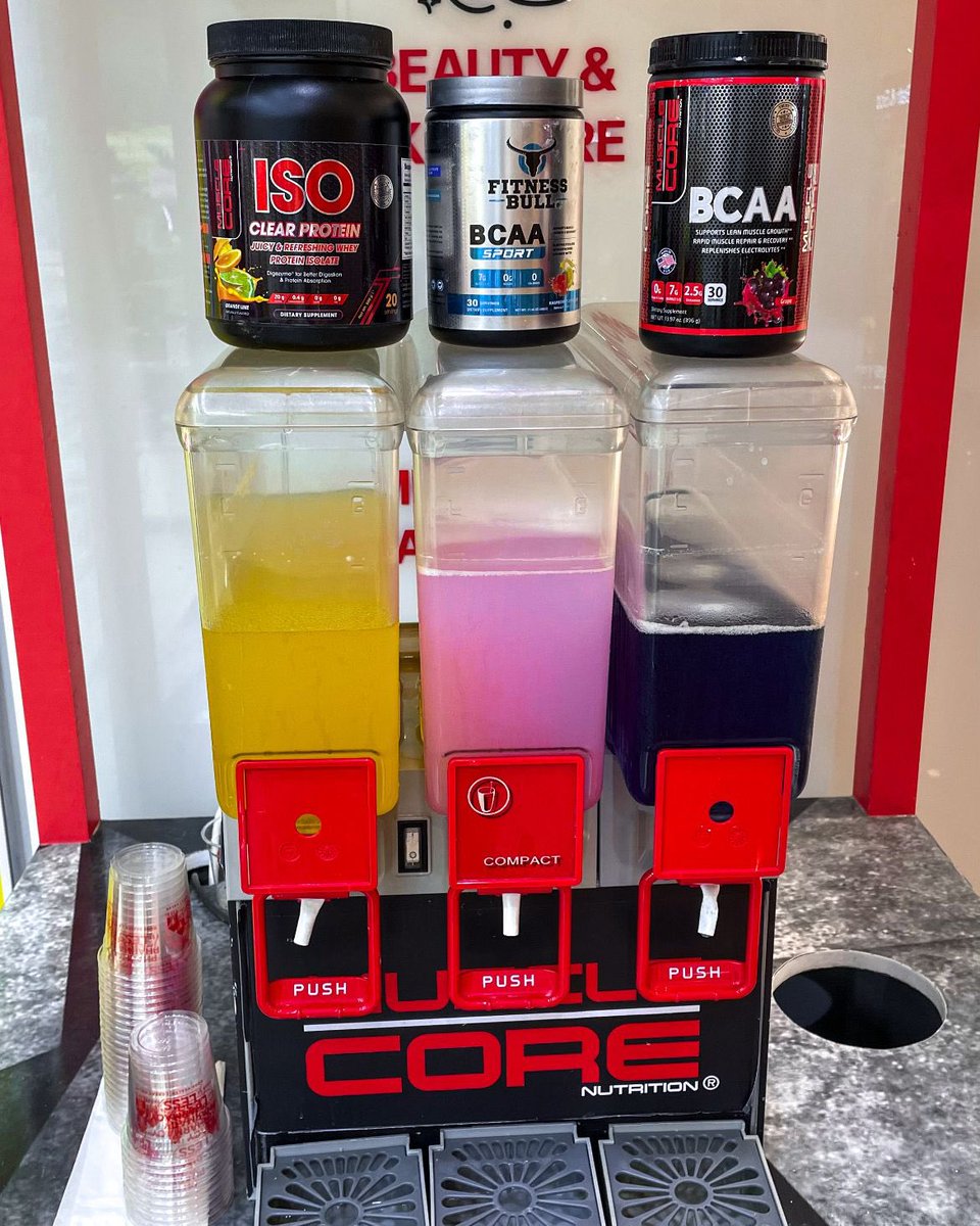 So eine Maschine brauch ich für zu Hause!

Clear Protein ✔️ 
BCAA würde ich durch EAAS ersetzen ✔️ 
Und dann noch Hydration ✔️ 

#fitness #protein #gym