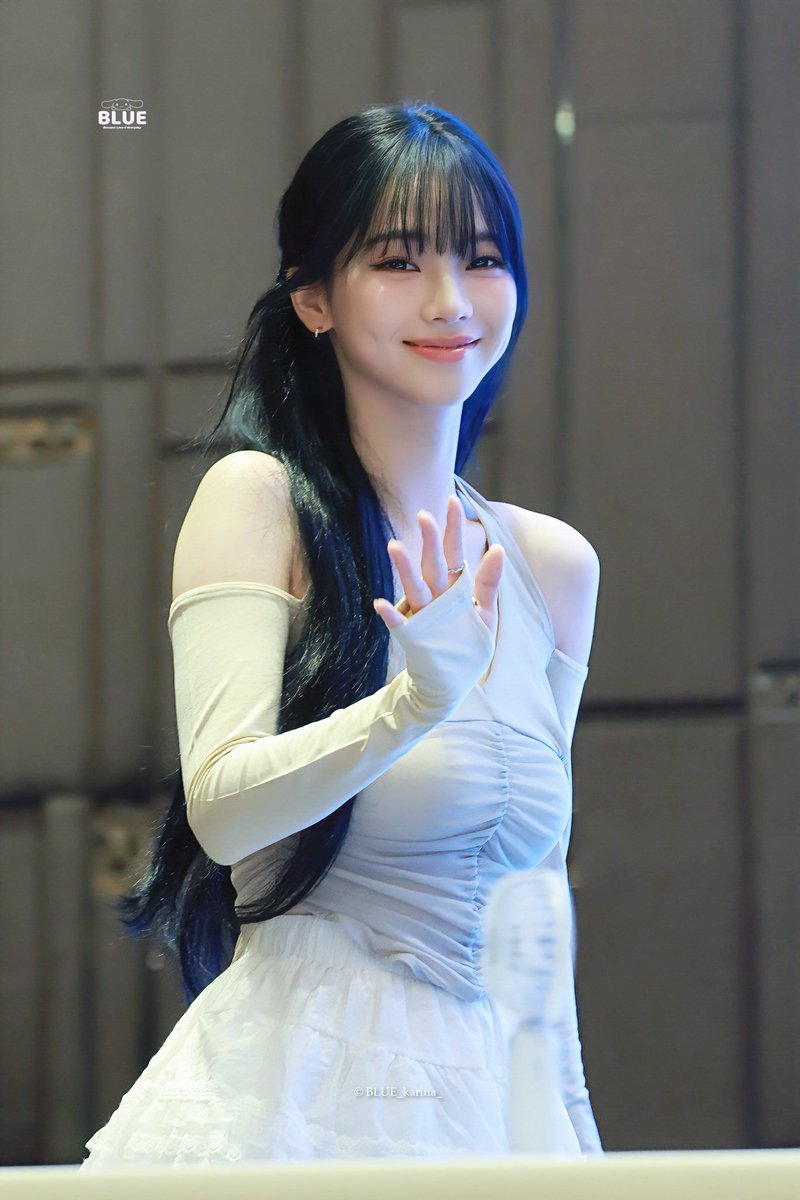 250927 ppmq

#aespa #에스파 
#Karina #카리나 #劉知珉 #カリナ