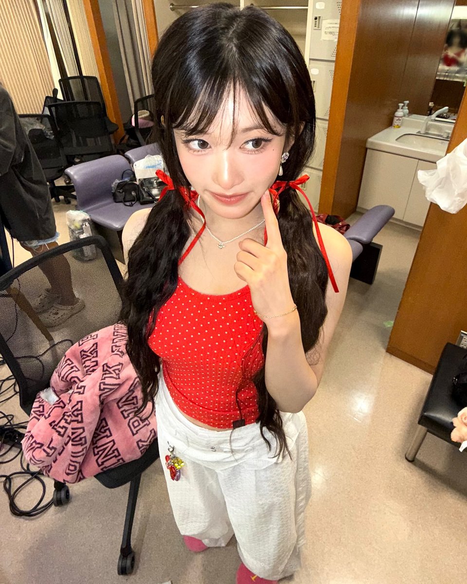 isel myong :3 tweet media