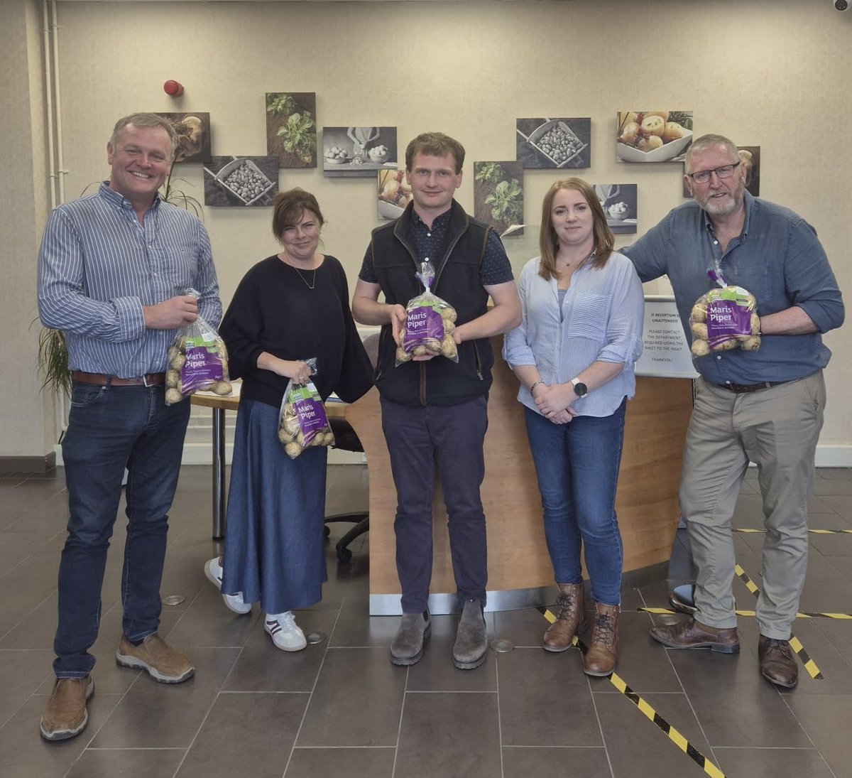 Doug Beattie (@beattiedoug) on Twitter photo Not glamorousโฆ. but a fascinating visit to Wilsonโs Country in Craigavon to see & hear about the complexities of bringing potatoes from field to fork.  <a href="/WilsonsCountry/">Wilson's Country</a> 
<a href="/KLEvans89/">Kate Evans</a> <a href="/flahertycom/">Julie Flaherty BEM</a> <a href="/KyleKsavage2010/">Kyle Savage</a> Not glamorousโฆ. but a fascinating visit to Wilsonโs Country in Craigavon to see & hear about the complexities of bringing potatoes from field to fork.  <a href="/WilsonsCountry/">Wilson's Country</a> 
<a href="/KLEvans89/">Kate Evans</a> <a href="/flahertycom/">Julie Flaherty BEM</a> <a href="/KyleKsavage2010/">Kyle Savage</a>