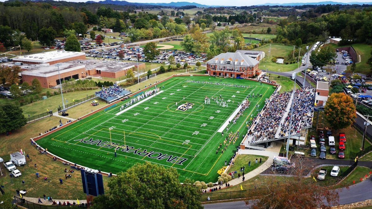 Driving thru the rain to visit <a href="/EmoryHenry_FB/">E&H Football</a> can’t wait for the game! Thanks for the invite <a href="/CoachTall/">Bruce Tall</a> <a href="/RecruitSVFB/">RecruitSVFB</a> <a href="/SVSpartans_FB/">Sun Valley Football</a> <a href="/HaydenCrooks/">Hayden Crooks</a> <a href="/CoachQuay_/">Quay Chambers</a> <a href="/keaton_coach/">Coach Steve Keaton</a>