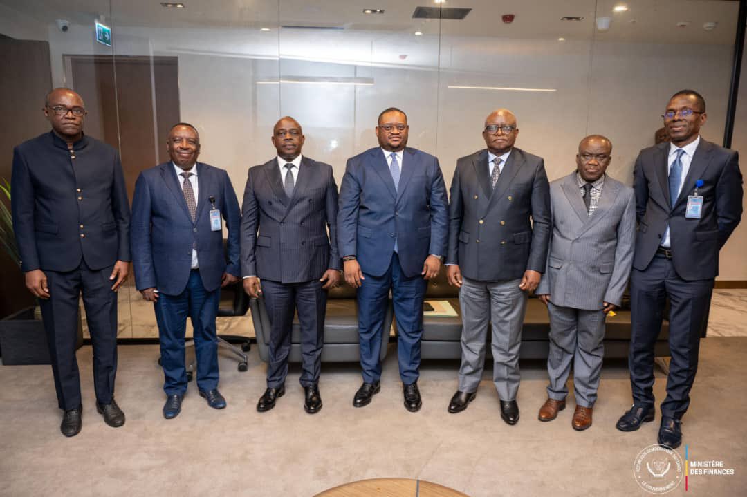 #RDC
Renforcement de collaboration entre l'IGF et le Ministère des Finances pour maximiser les recettes et surveiller les dépenses publiques. Une très bonne initiative.