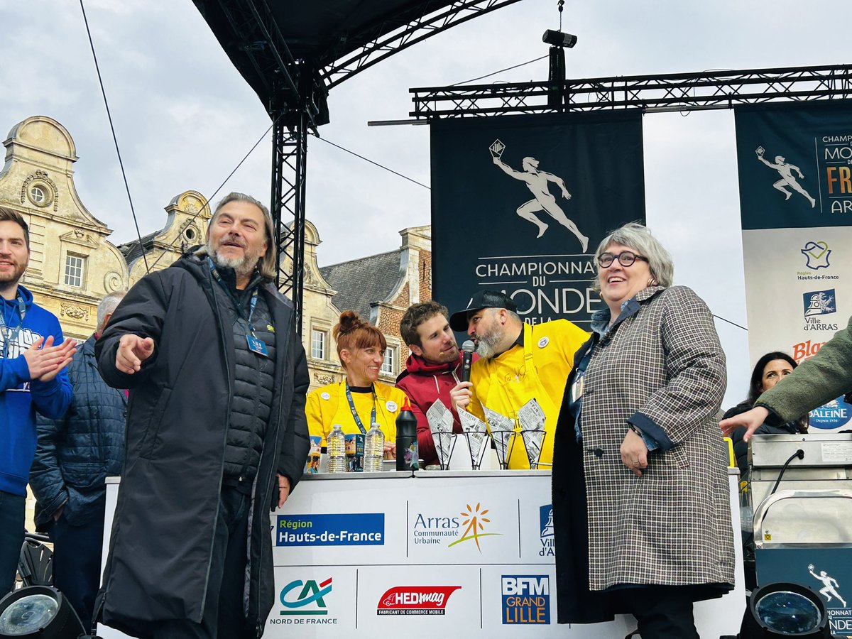 VilleArras's tweet image. 🍟 Retour en images sur un début de championnat croustillant à #Arras.

Ce matin, les premières catégories du Championnat du Monde de la Frite ont mis de la chaleur dans les cœurs avec la frite Créative et la frite Familiale ❤️

 #frites #championnatdumondedelafrite
