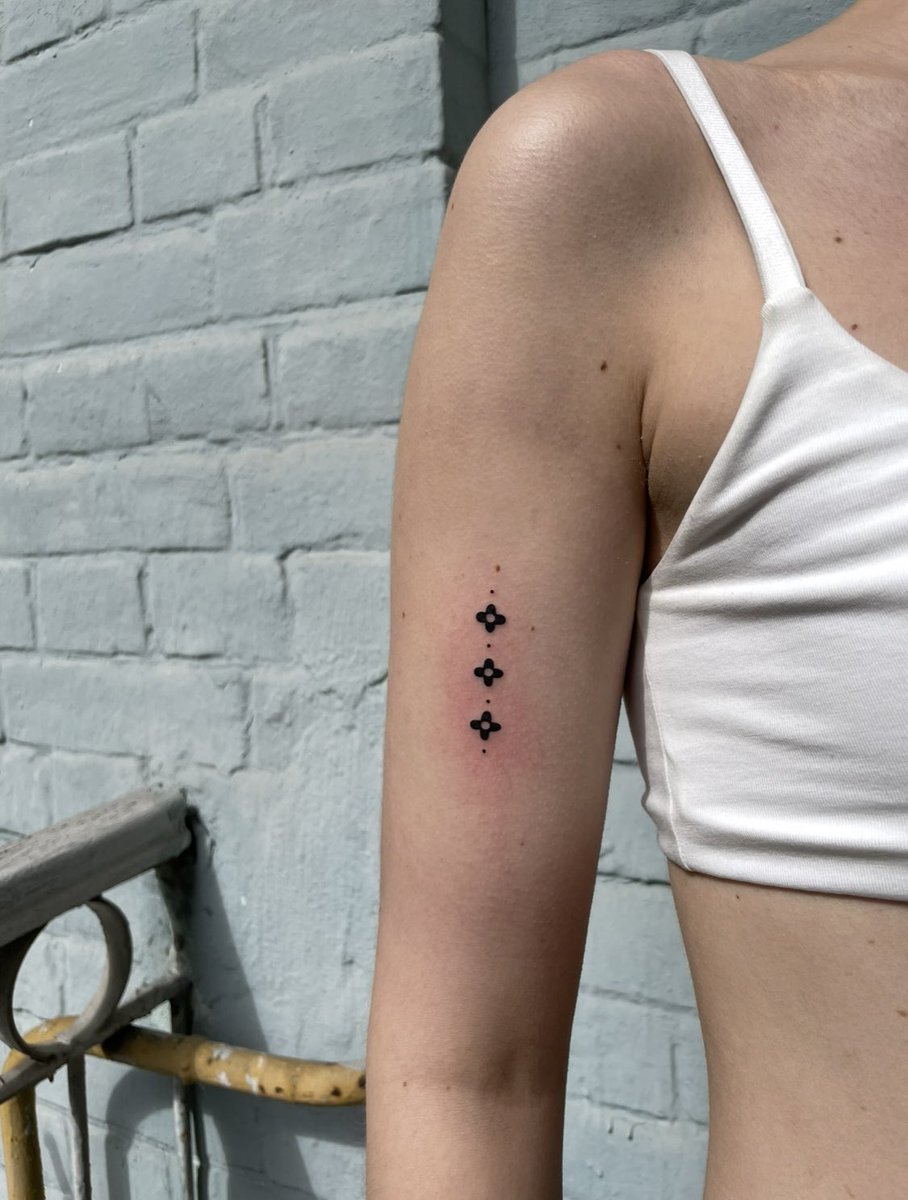 Маруся tweet media