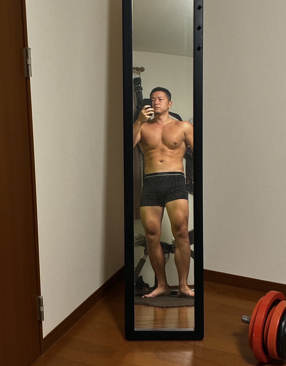 胸トレ　94.5kg

暑さも寒さも彼岸まで。

だいぶ涼しくなってきましたが
まだまだ16℃でトレーニング