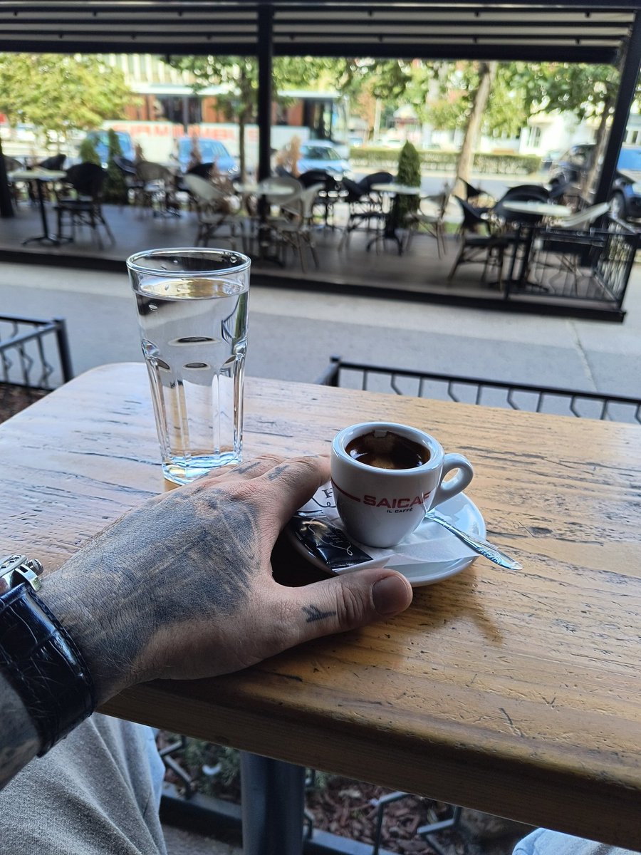 Divnog li vremena...