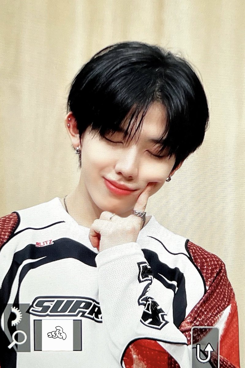 250927  귀여움 한도초과 💧💧💧
#윤규 #YUNGYU #Yvngyv
#에잇턴 #8TURN